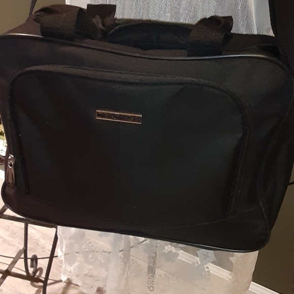 Protege  large lightweight shoulder strap travele - Picture 1 of 7